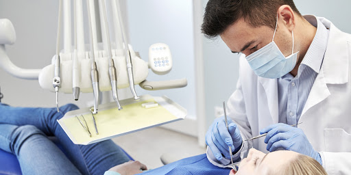 Badanie wstępne u stomatologa na Ukrainie