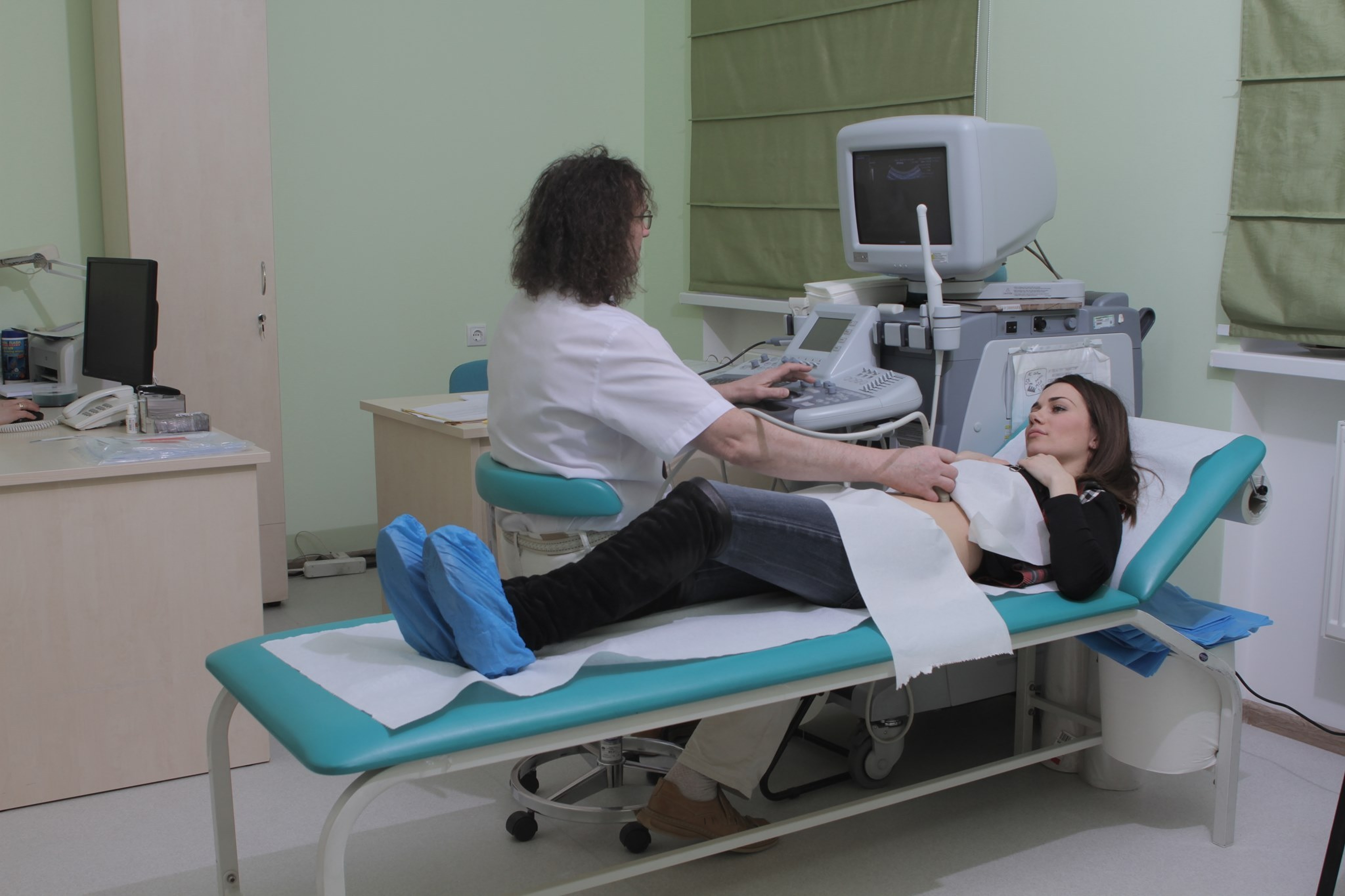 USG w Klinice Reprodukcyjnej Nadiya w Kijowie na Ukrainie