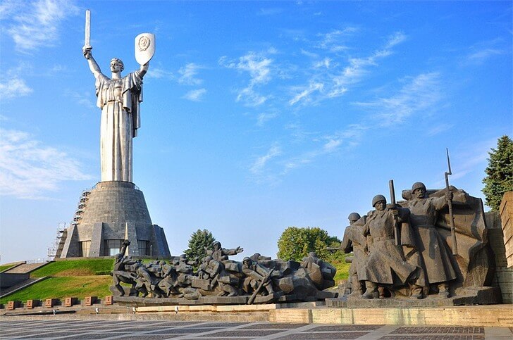 Pomnik Ojczyzny w stolicy Ukrainy, Kijowie